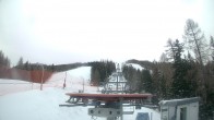 Archived image Webcam Petzen - Base Station Chair Lift 07:00