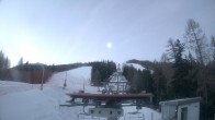 Archived image Webcam Petzen - Base Station Chair Lift 06:00