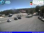 Archived image Webcam Prati di Tivo Ski Resort - Base Station 09:00