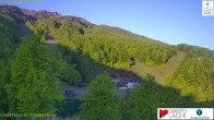 Archiv Foto Webcam Skigebiet Cerreto Laghi - Blick über die Skipisten 05:00
