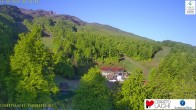 Archiv Foto Webcam Skigebiet Cerreto Laghi - Blick über die Skipisten 06:00