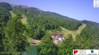 Archived image Webcam Cerreto Laghi Ski Resort - View of the slopes 07:00