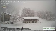 Archived image Webcam Pratospilla Ski Resort - Base Station 09:00