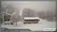 Archived image Webcam Pratospilla Ski Resort - Base Station 11:00