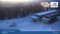 Archived image Webcam St. Michael - Top Station Sonnenbahn Gondola 06:00