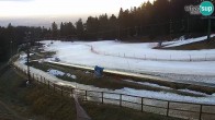 Archived image Webcam Maribor: Beginner Slope at Hotel Bellevue 06:00