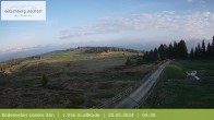 Archived image Webcam View from the mountaintop around Rodenecker Lüsner Alm 05:00
