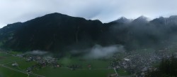 Archiv Foto Webcam Mayrhofen: Ausblick Gasthof Zimmereben 05:00