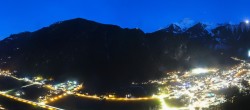 Archiv Foto Webcam Mayrhofen: Ausblick Gasthof Zimmereben 17:00