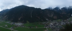 Archiv Foto Webcam Mayrhofen: Ausblick Gasthof Zimmereben 06:00