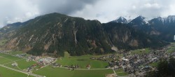 Archiv Foto Webcam Mayrhofen: Ausblick Gasthof Zimmereben 13:00