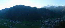 Archived image Webcam Zimmereben (Mayrhofen im Zillertal) 01:00