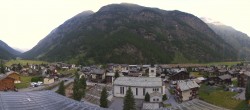 Archiv Foto Webcam Täsch - Panoramablick 06:00