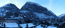 Archived image Webcam Zermatt - Grand Hotel Zermatterhof 13:00