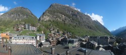 Archiv Foto Webcam Zermatt: Panoramablick auf das Dorf 07:00