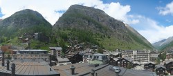 Archiv Foto Webcam Zermatt: Panoramablick auf das Dorf 13:00