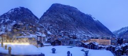 Archiv Foto Webcam Zermatt: Panoramablick auf das Dorf 06:00