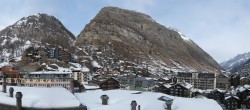 Archiv Foto Webcam Zermatt: Panoramablick auf das Dorf 09:00