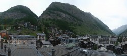 Archiv Foto Webcam Zermatt: Panoramablick auf das Dorf 06:00