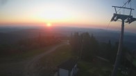 Archived image Webcam Jaworzyna Krynicka - Top Station 04:00
