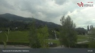 Archiv Foto Webcam Wattens: Außengelände Swarovski Kristallwelten 06:00