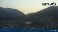 Archiv Foto Webcam Ruhpolding: Panoramablick auf den Ort 02:00