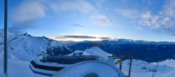 Archived image Webcam Crans Montana - Top station La Tsa chair lift 07:00