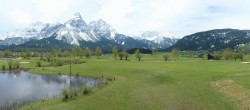 Archived image Webcam Tiroler Zugspitz Arena - Golf Club Ehrwald-Lermoos 11:00