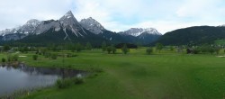 Archiv Foto Webcam Tiroler Zugspitz Arena - Golfplatz Ehrwald-Lermoos 06:00