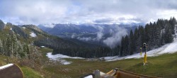 Archived image Webcam Brauneck-Lenggries - BayernHütte 11:00