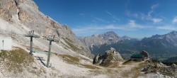 Archived image Webcam Cortina d&#39;Ampezzo - Top Station Pomedes 06:00