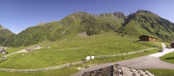 Archived image Webcam Oberiss Alm in the Stubai Oberberg valley 07:00