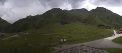 Archived image Webcam Oberiss Alm in the Stubai Oberberg valley 13:00