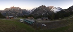 Archiv Foto Webcam Brandnertal - Bergstation Palüdbahn 19:00