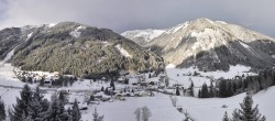 Archiv Foto Webcam Donnersbachwald: Blick auf den Ort und Skigebiet Riesneralm 07:00