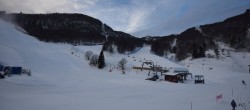 Archived image Webcam Piancavallo - Base station Busa Grande chair lift 07:00