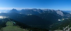Archived image Webcam Rosshütte - Top station Seefelder Joch 20:00