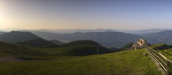 Archiv Foto Webcam Aflenzer Bürgeralm - Bergstation Schönleiten 05:00