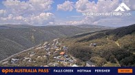 Archiv Foto Webcam Falls Creek: Blick auf das Village 13:00