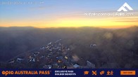 Archived image Webcam Falls Creek: Village View 05:00