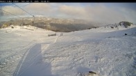 Archiv Foto Webcam Thredbo: Basin Schlepplift und Abfahrt 13:00