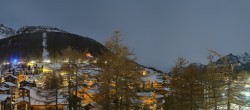 Archived image Webcam Saas Fee: Village 23:00