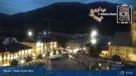 Archiv Foto Webcam Bozen - Blick auf den Waltherplatz 18:00