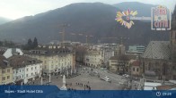 Archiv Foto Webcam Bozen - Blick auf den Waltherplatz 08:00