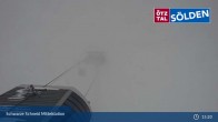 Archived image Webcam Sölden - Schwarze Schneid Gondola 14:00