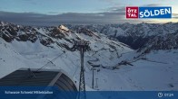 Archiv Foto Webcam Sölden - Schwarze Schneid Mittelstation 06:00