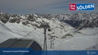 Archiv Foto Webcam Sölden - Schwarze Schneid Mittelstation 12:00