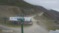 Archived image Webcam Valdezcaray - Ski lift Principantes 15:00