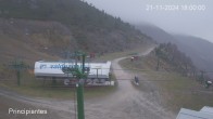 Archiv Foto Webcam Valdezcaray - Anfängerlift 17:00