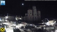 Archiv Foto Webcam Mariazell: Hauptplatz und Basilika 01:00